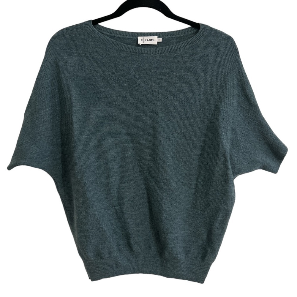 The Reset “R Label” Essential Pullover Sweater - Picture 2 of 9